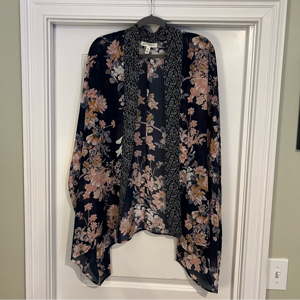 Jessica Simpson Floral Patterned Kimono